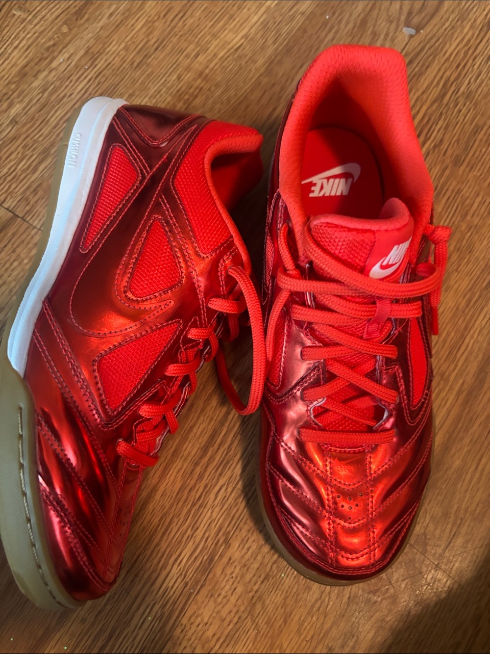 Nike Kids Red Metallic Low-Top Sneakers